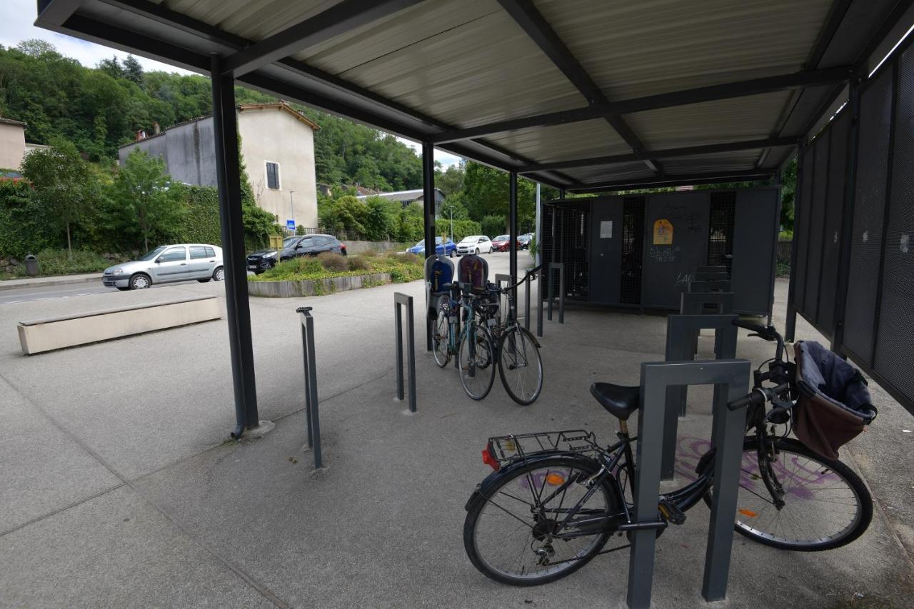 Aux 4 Logis Appart-Hotel - Studio Le City - Petit Dejeuner Inclus 1Ere Nuit Foix Kültér fotó